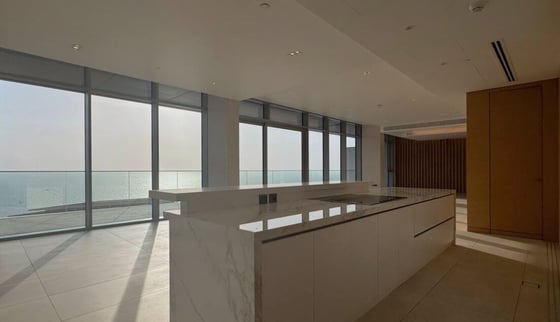 Luxurious Penthouse Living on Bluewaters Island, picture 5