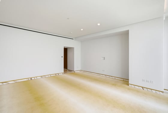 Dual Views | Highest Floor | Huge Layout, picture 35