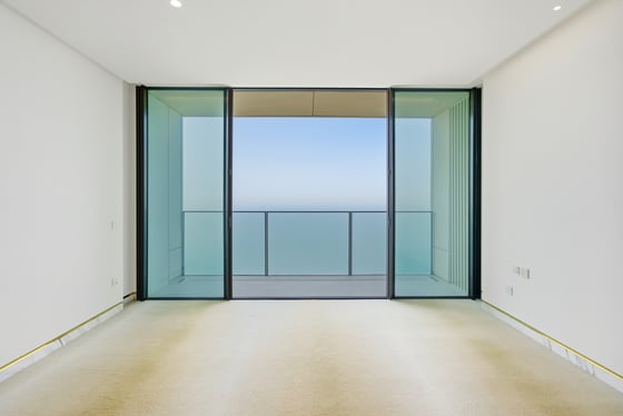 Dual Views | Highest Floor | Huge Layout, picture 17