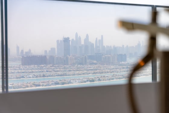 Dual Views | Highest Floor | Huge Layout, picture 2