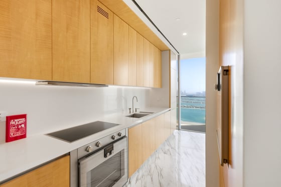 Dual Views | Highest Floor | Huge Layout, picture 9