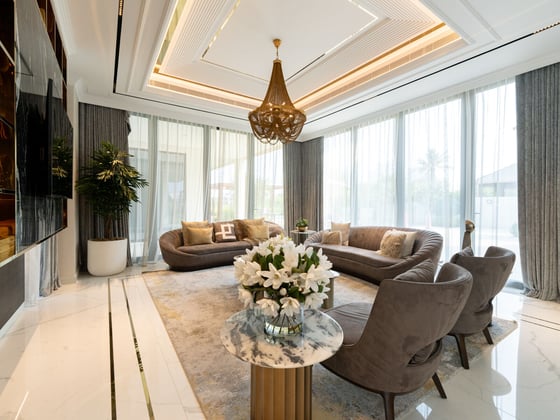 Opulent Cavalli Villa with Elite Amenities, picture 2