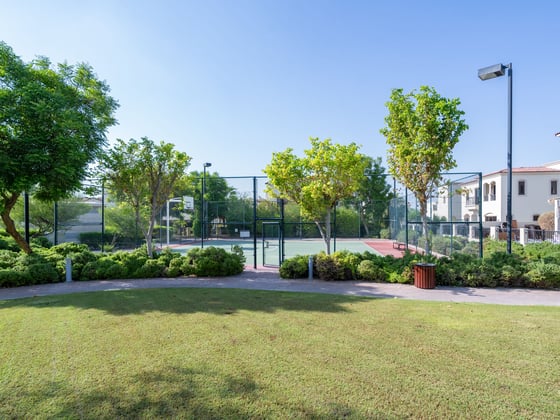 Luxury Arabian Ranches Villa with Park Views, picture 23