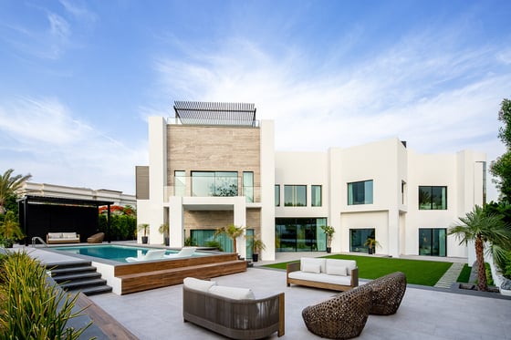 Modern Mansion. Furnished. Golf and Lake Views, picture 1