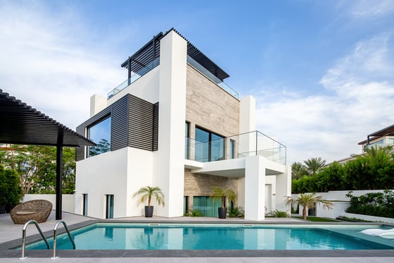 Modern Mansion. Furnished. Golf and Lake Views, picture 13