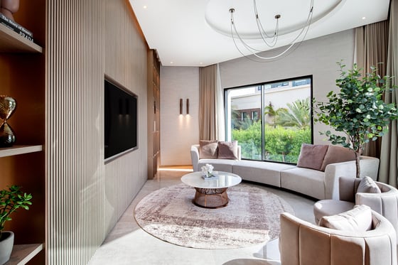 Modern Mansion. Furnished. Golf and Lake Views, picture 10