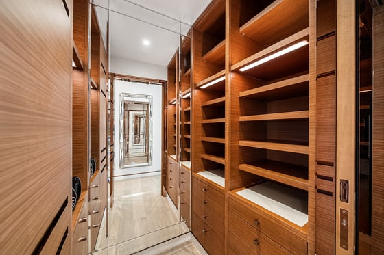 **An Exquisite Residence with Penthouse Prestige**, picture 28