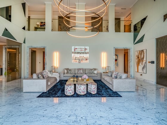 The Palm Jumeirah&#039;s Most Luxurious Beach Villa, picture 2