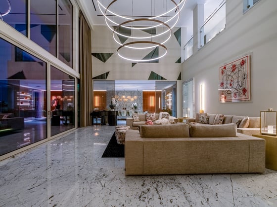 The Palm Jumeirah&#039;s Most Luxurious Beach Villa, picture 4