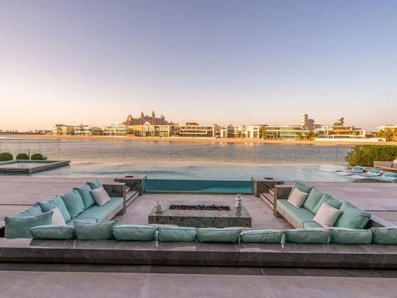 The Palm Jumeirah&#039;s Most Luxurious Beach Villa, picture 24