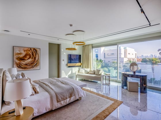 The Palm Jumeirah&#039;s Most Luxurious Beach Villa, picture 20