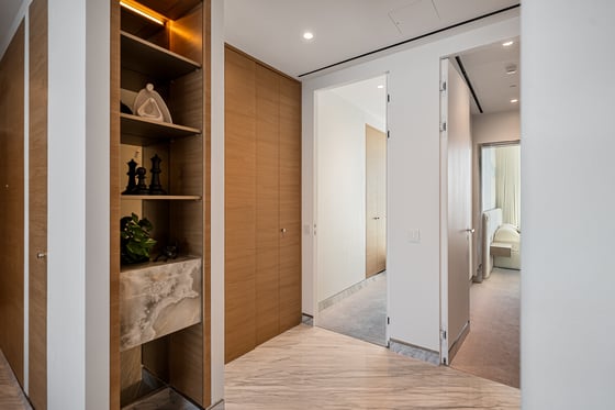 Furnished | High Floor | Dual Views | XL Terrace, picture 12