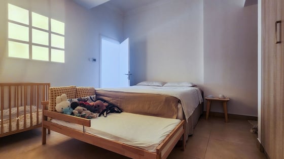 Spacious Terrace, Penthouse, Newly Renovated, picture 7