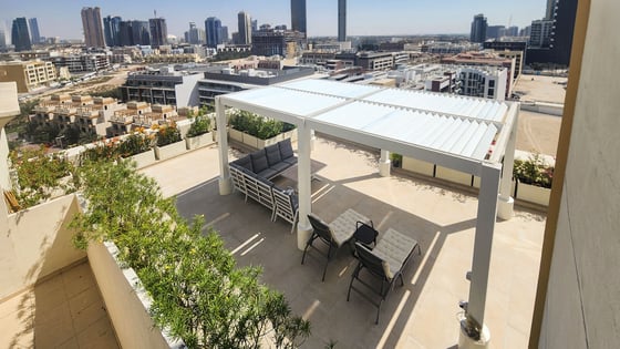 Spacious Terrace, Penthouse, Newly Renovated, picture 15