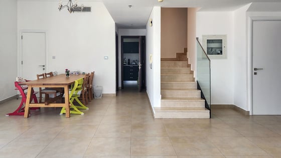 Spacious Terrace, Penthouse, Newly Renovated, picture 3