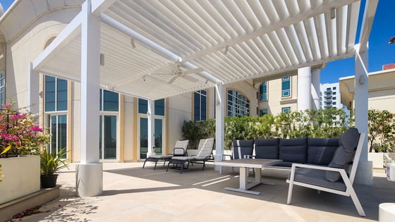 Spacious Terrace, Penthouse, Newly Renovated, picture 14