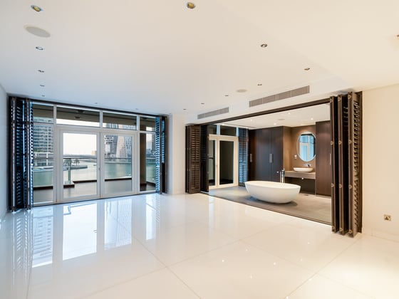 Investor Deal | 5BR Villa with a Vast Terrace, picture 9