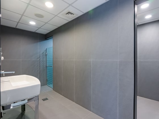 Investor Deal | 5BR Villa with a Vast Terrace, picture 12