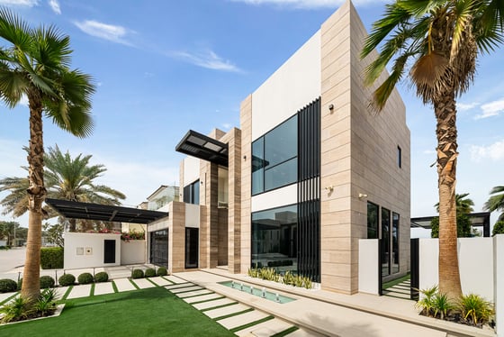 Extraordinary Fully Renovated Turnkey Beach Villa, picture 20