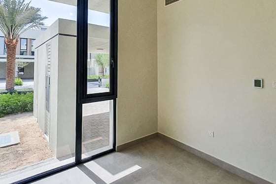 Exquisite Living | Golf Course View | Upgraded, picture 10