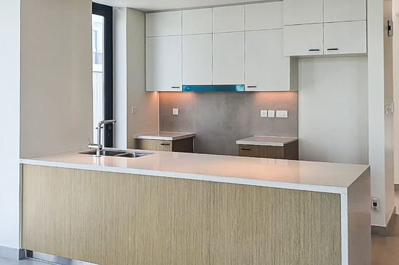 Exquisite Living | Golf Course View | Upgraded, picture 7