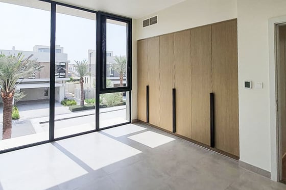 Exquisite Living | Golf Course View | Upgraded, picture 8