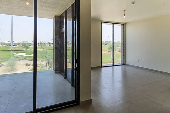 Exquisite Living | Golf Course View | Upgraded, picture 5