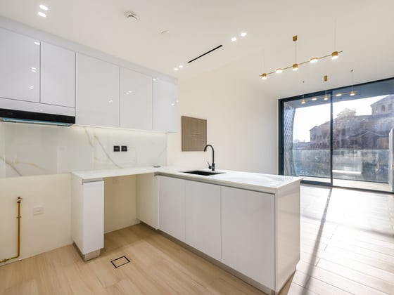 Brand new spacious 1br with balcony, picture 5