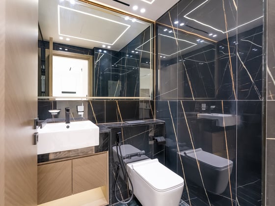 Brand new spacious 1br with balcony, picture 10