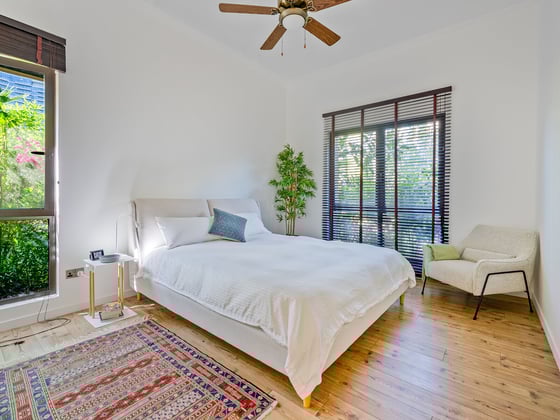 Luxury Garden Apartment with Iconic Burj Khalifa Backdrop, picture 12