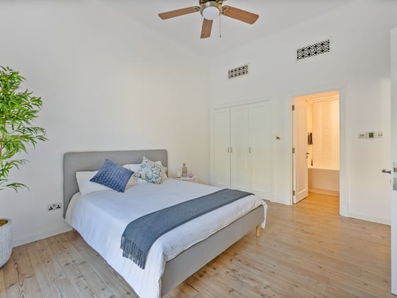 Luxury Garden Apartment with Iconic Burj Khalifa Backdrop, picture 23