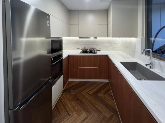 Negotiable | Fully upgraded | Sea-view, picture 9