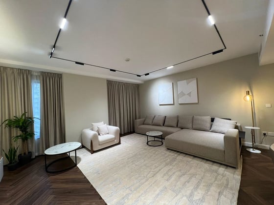 Negotiable | Fully upgraded | Sea-view, picture 3