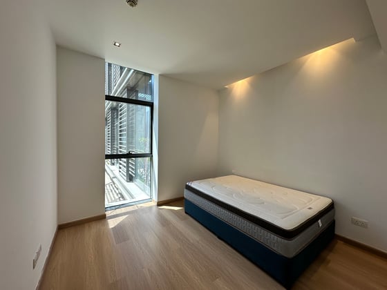 Burj Views | Upgraded | Vacant Now, picture 12