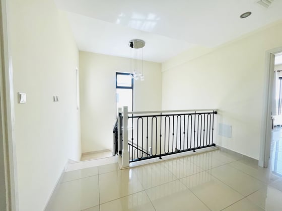 Lovely 3 Bedroom with Maids Room Samara Villa, picture 8