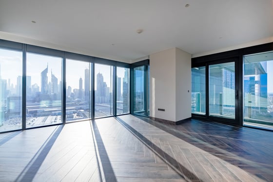 Video tour for Luxury One Zaabeel Apartment with Panoramic View
