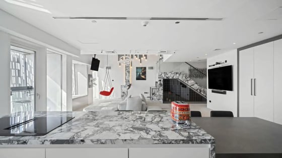 Full Marina View | Fully renovated 3BR Duplex |VOT, picture 6