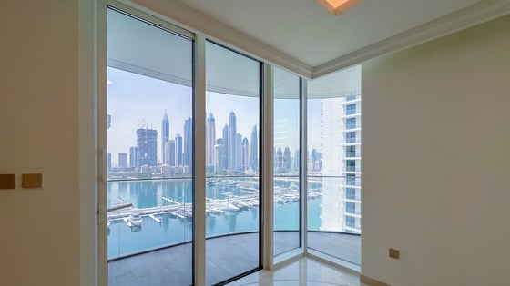 Stunning Coastal Living | Emaar Beachfront, picture 9