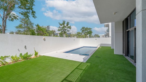 Contemporary T2 l Private Pool l No cables, picture 18