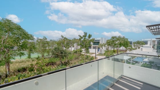 Contemporary T2 l Private Pool l No cables, picture 16
