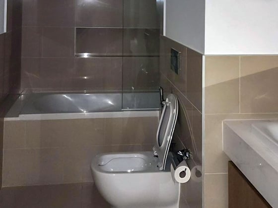 Exclusive 3 Beds with Fantastic Creek Views, picture 9