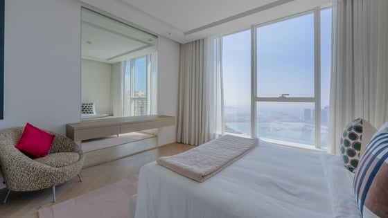 Luxury Avani Apartment with Panoramic Palm Views, picture 14