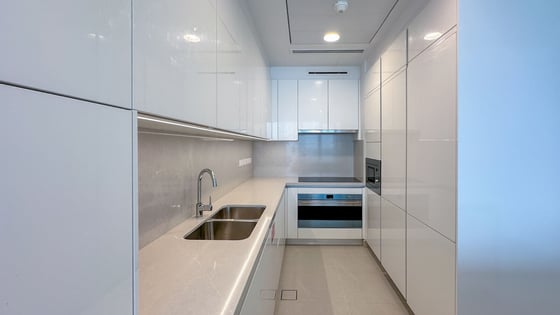 Vacant and Ready - Summer Special - Park Views, picture 3