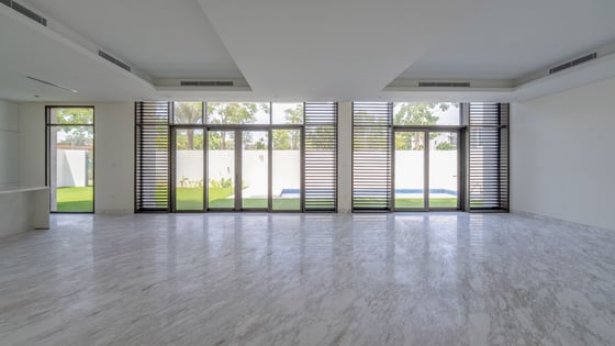 Luxurious Villa | Private Pool | Exclusive Community Living, picture 2