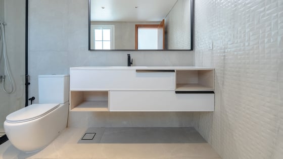 Upgraded Villa | Close to park | Landscaped Garden, picture 19