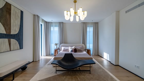 Refined Villa Living on the Golf Course, picture 15