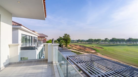 Refined Villa Living on the Golf Course, picture 31