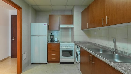 High Floor | Upgraded | Prime Location Apartment, picture 13