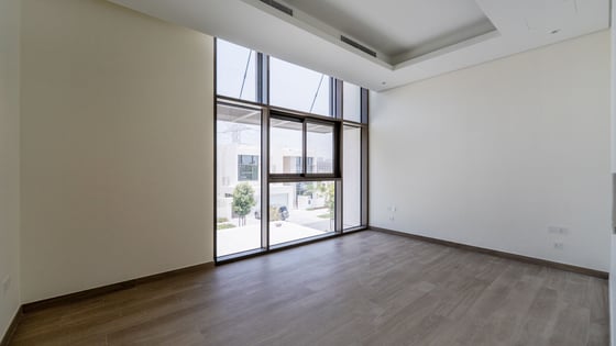 Luxury 5-bedroom villa in District One Phase III, picture 11