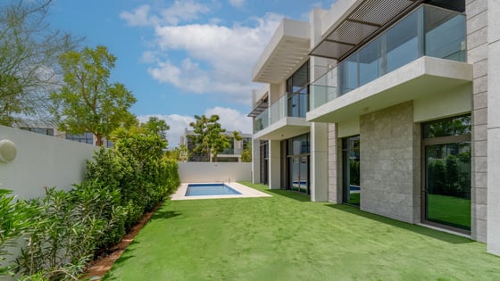 Luxury 5-bedroom villa in District One Phase III, picture 16